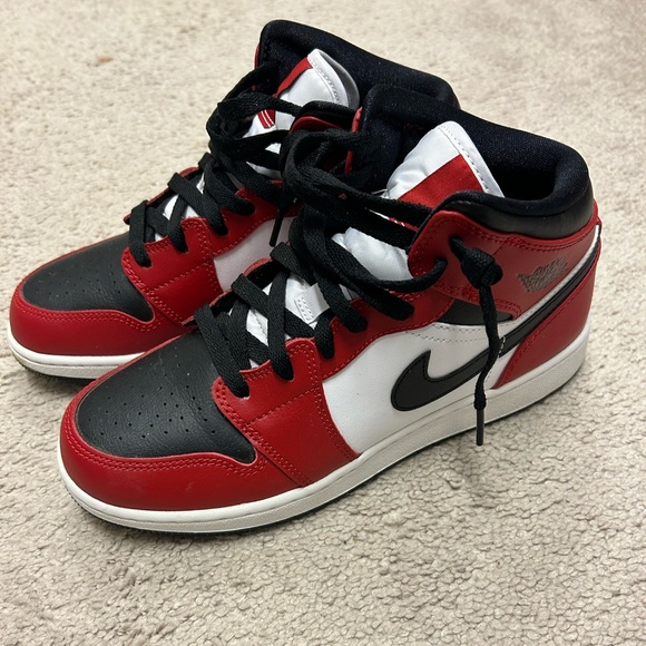 Jordan 1 mid - Picture 1 of 3